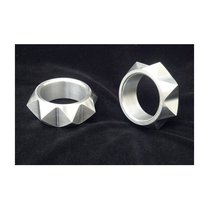 THE DIAMONDBACK COCKRING